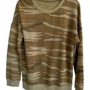Zoe+Liv Camo Woman's Pull-Over Sweatshirt Sz M #01